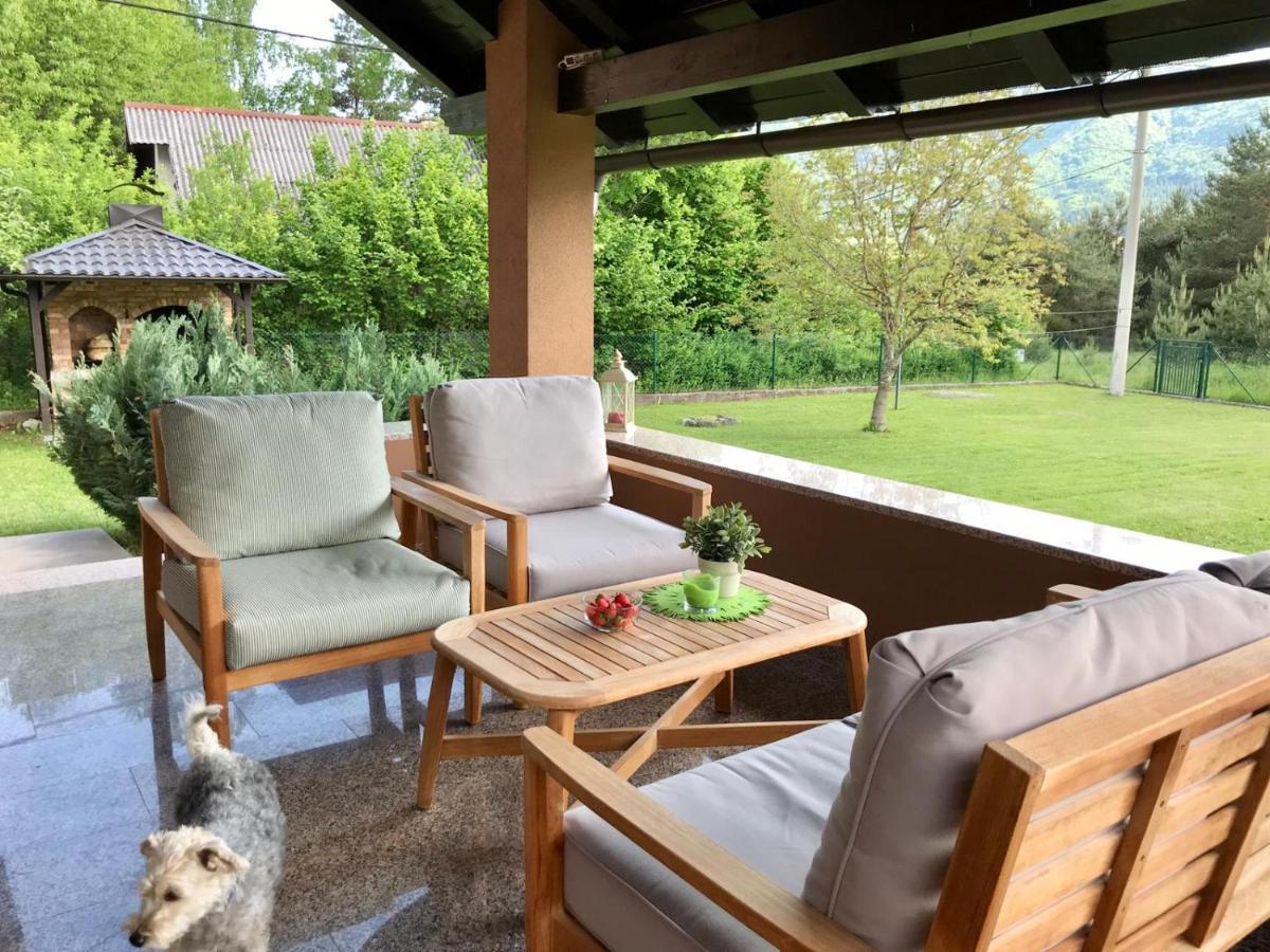 كورينيتسا Holiday House Kora المظهر الخارجي الصورة